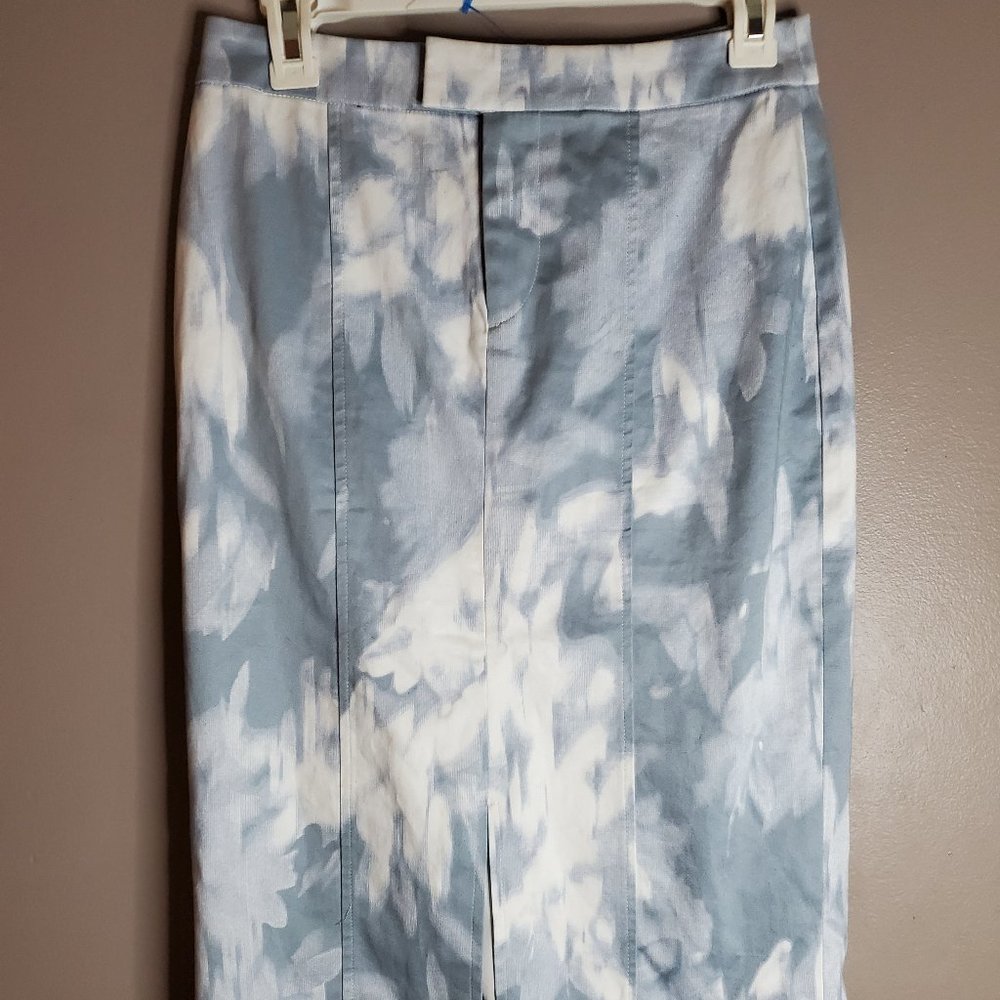 Banana Republic Blue and White Pencil Skirt